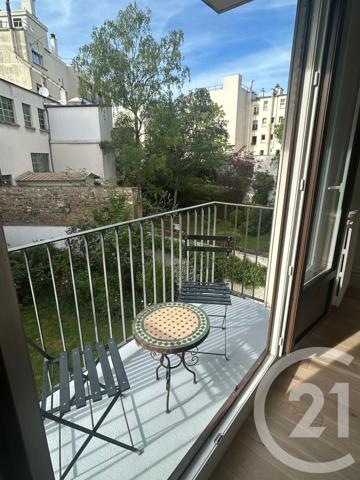 Appartement F2 à vendre  2 pièces - 30 m 2   LEVALLOIS PERRET  - 92