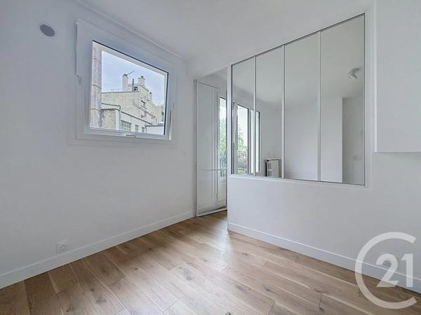 Appartement F2 à vendre  2 pièces - 30 m 2   LEVALLOIS PERRET  - 92
