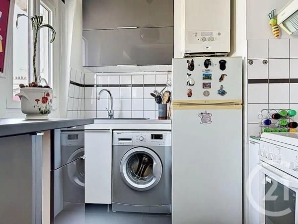 Appartement F2 à vendre  2 pièces - 35 m 2   LEVALLOIS PERRET  - 92