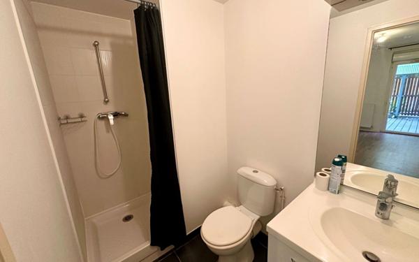 Appartement à vendre    4 pièces • 80,38 m2 Bordeaux