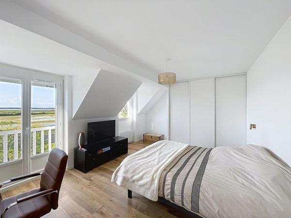 Maison rénovée avec vue exceptionnelle sur les marais salants