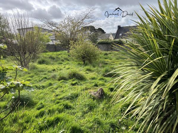 TERRAIN À BÂTIR – 540 m² – MORLAIX / SAINT-MARTIN-DES-CHAMPS