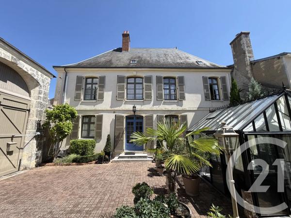 Maison à vendre  7 pièces - 258,16 m 2   CHATEAUDUN  - 28