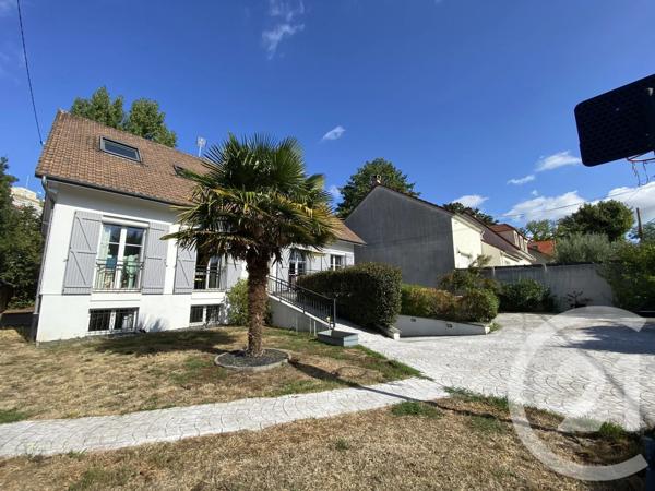 Maison à vendre  7 pièces - 244,30 m 2   YERRES  - 91