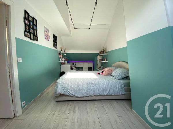 Maison à vendre  7 pièces - 244,30 m 2   YERRES  - 91