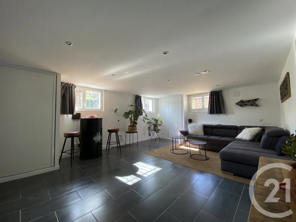 Maison à vendre  7 pièces - 244,30 m 2   YERRES  - 91