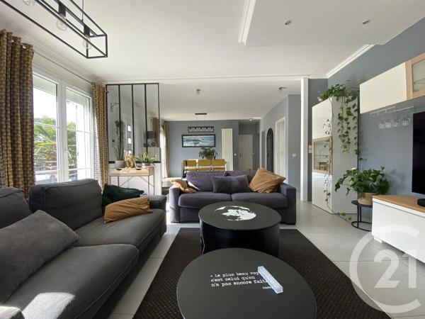 Maison à vendre  7 pièces - 244,30 m 2   YERRES  - 91