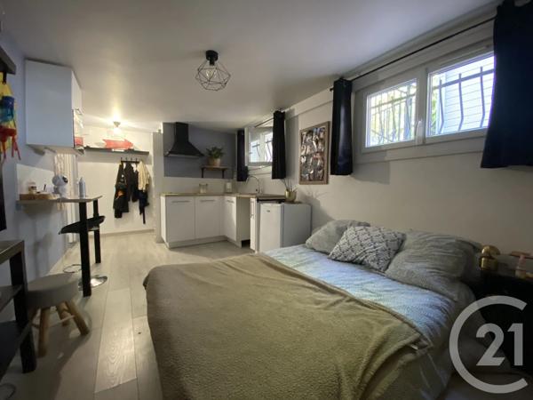 Maison à vendre  7 pièces - 244,30 m 2   YERRES  - 91