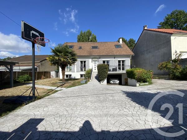 Maison à vendre  7 pièces - 244,30 m 2   YERRES  - 91