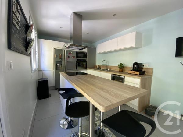 Maison à vendre  7 pièces - 244,30 m 2   YERRES  - 91