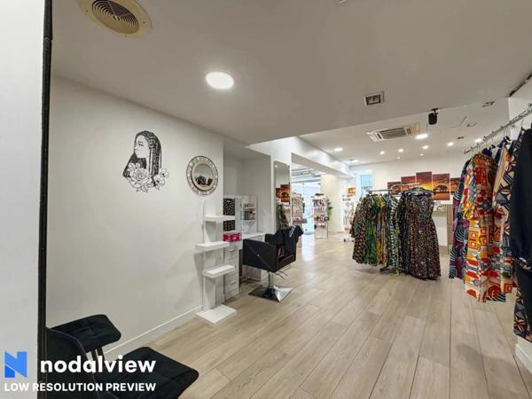 Location Local commercial 1 pièces 115 m2 à Bourgoin-Jallieu