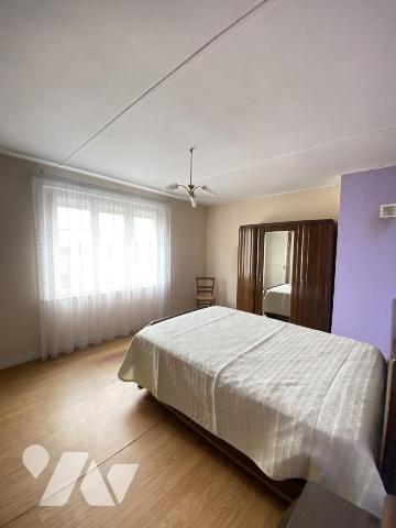 Maison d'habitation avec dépendances