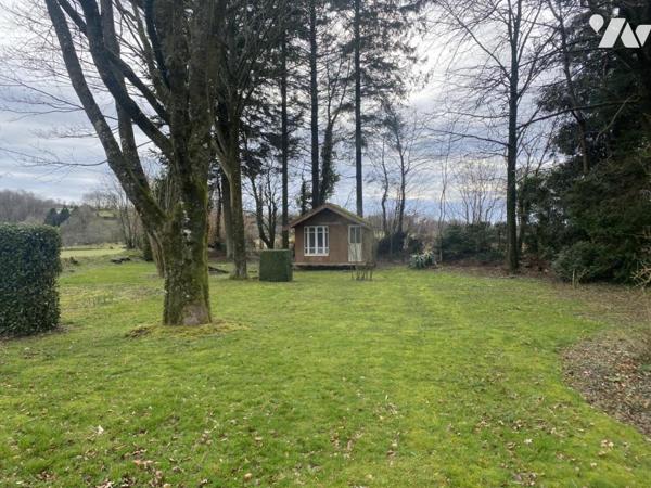 Maison d'habitation avec dépendances