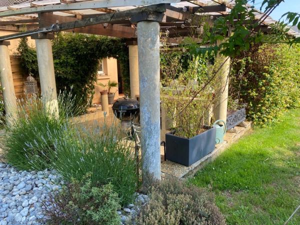 🏡 À vendre – Authentique longère de charme à Voivres-les-le-Mans – Proximité Le Mans, autoroute & circuit