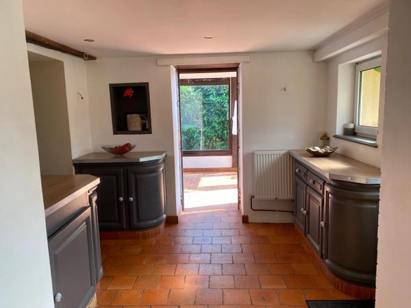 🏡 À vendre – Authentique longère de charme à Voivres-les-le-Mans – Proximité Le Mans, autoroute & circuit