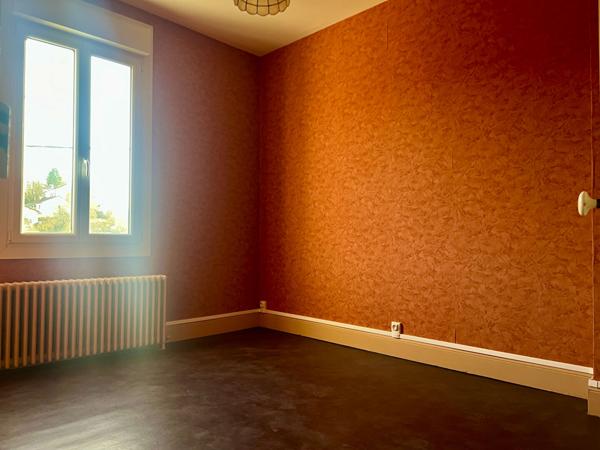 BAR-LE-DUC charmante maison -5 pièces, 3 chambres, jardin, garage, quartier calme