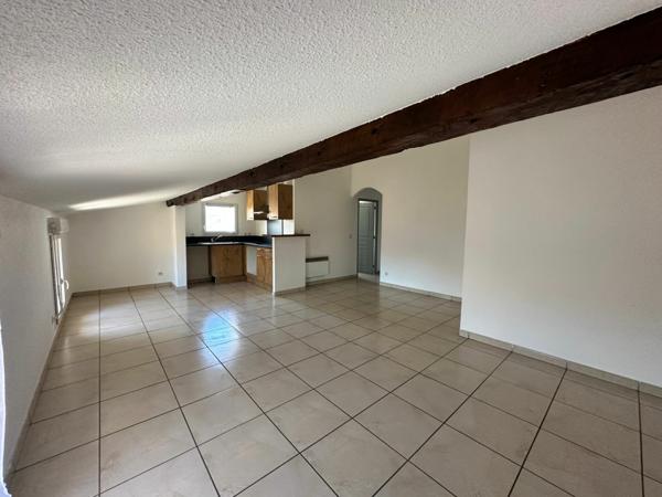 Appartement à louer    3 pièces • 52,60 m2 Trouillas