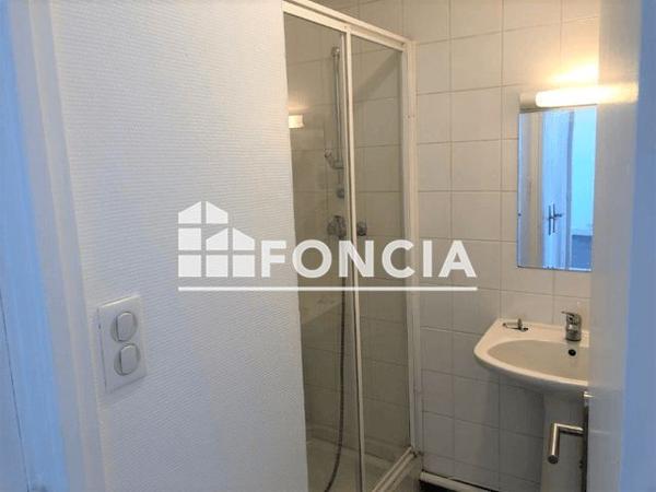 Location Appartement 2 pièces 39.6 m² - 80,82,AV.DE LA LIBERATION Le Coteau 42120