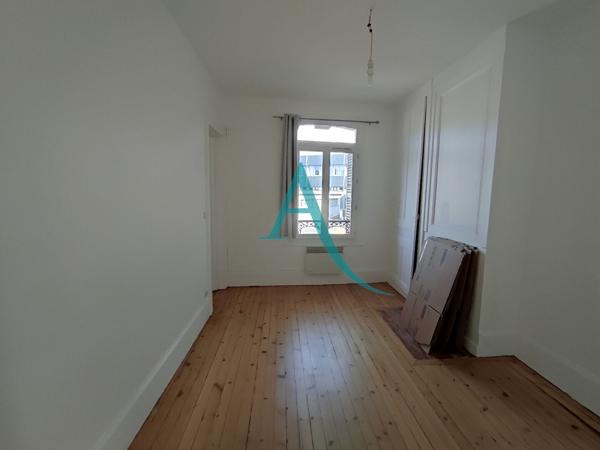 L'Adresse vous propose un appartement T2 dans le secteur de l'Université.