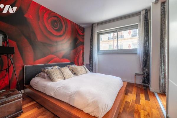 NEUILLY SUR SEINE - MARCHE SABLONS - BEAU 2 PIECES. 2ème étage.