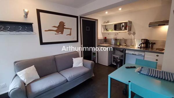 Location                                                      Appartement
                        
                     1 pièces                      26 m2                     à Lons-le-Saunier