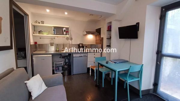 Location                                                      Appartement
                        
                     1 pièces                      26 m2                     à Lons-le-Saunier