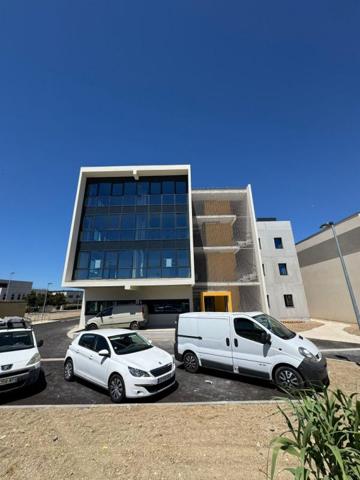 Bureau ou local professionnel  AGROPARC Montfavet 1 pièce(s) 44.50 m2