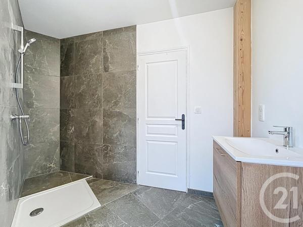 Appartement F6 à vendre  6 pièces - 117 m2 LE PUY EN VELAY - 43