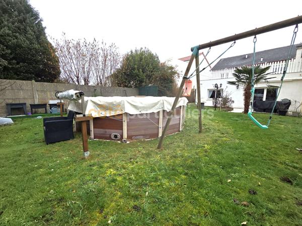 Vente Maison107 m² - 5 Pièces - LES CLAYES SOUS BOIS (78340)