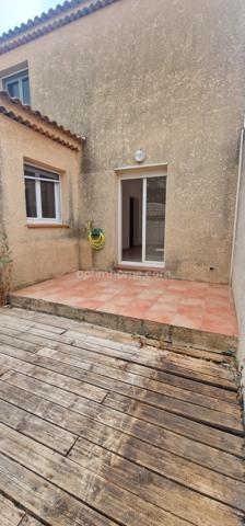 Pavillon T3 avec jardinet et 2 places de parking!