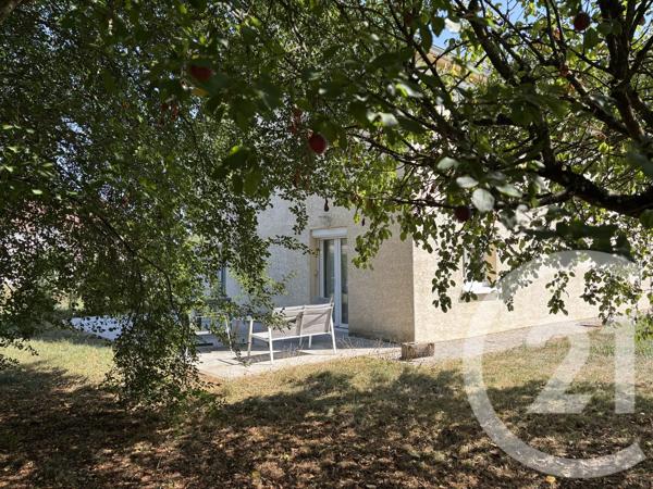 Maison à vendre  6 pièces - 132,35 m 2   VILLERSEXEL  - 70