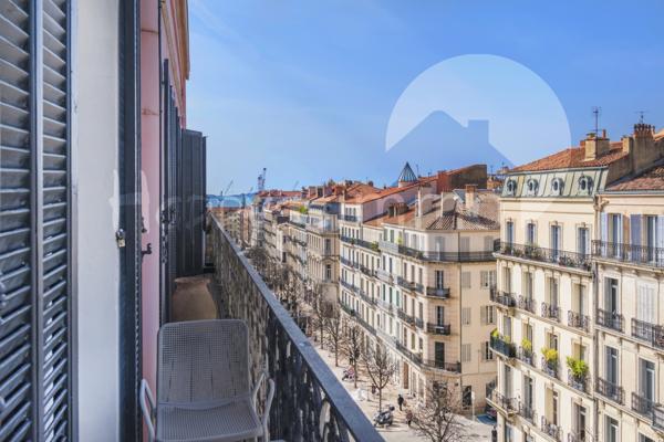 Appartement
                                                                                                                                                                                                                                                                                                                        4 pièce(s)                                                                                                                                                                                                          2 chambre(s)                                                                                                                                                                                                          130  m²