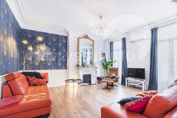 Appartement
                                                                                                                                                                                                                                                                                                                        4 pièce(s)                                                                                                                                                                                                          2 chambre(s)                                                                                                                                                                                                          130  m²