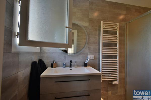 Maison
                                                                                                                                                                                                                                                                                                                        5 pièce(s)                                                                                                                                                                                                          3 chambre(s)                                                                                                                                                                                                          116  m²