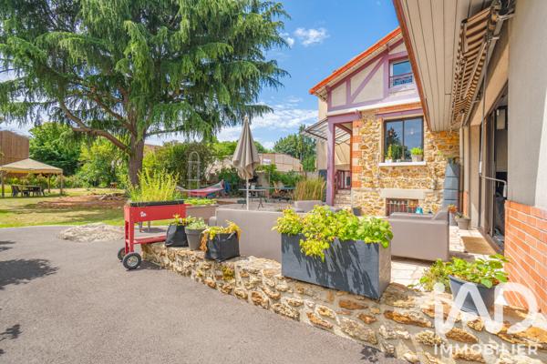 Maison à vendre 9 pièces 218 m² Villecresnes