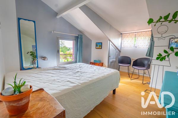 Maison à vendre 9 pièces 218 m² Villecresnes