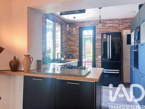Maison à vendre 9 pièces 218 m² Villecresnes