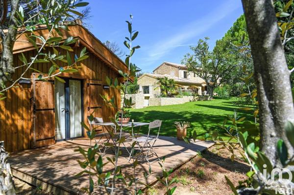 Maison à vendre 9 pièces 250 m² Vaison-la-Romaine