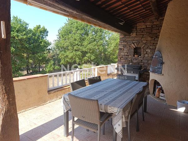 Maison 6 pièces à vendre à Saint Vallier de Thiey - Calme et piscine