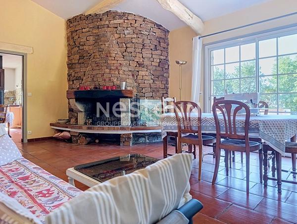 Maison 6 pièces à vendre à Saint Vallier de Thiey - Calme et piscine