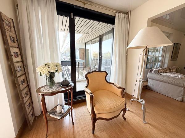 Appartement à CHESNAY ROCQUENCOURT, 78150 - 5 pièces 146m²