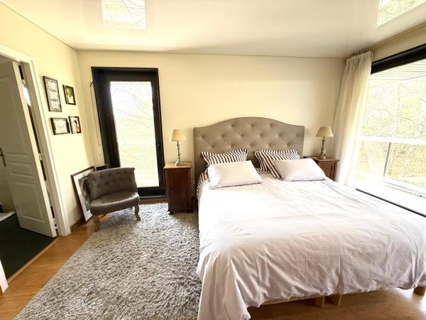Appartement à CHESNAY ROCQUENCOURT, 78150 - 5 pièces 146m²