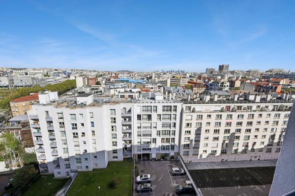 Boulogne-Billancourt (92100) T3 lumineux avec grand balcon et vue dégagée Seine