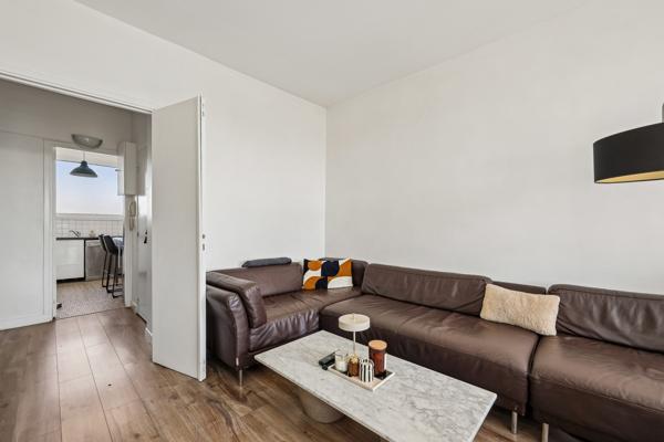 Boulogne-Billancourt (92100) T3 lumineux avec grand balcon et vue dégagée Seine