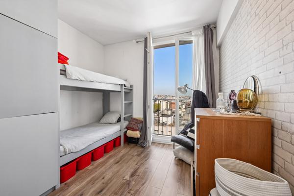 Boulogne-Billancourt (92100) T3 lumineux avec grand balcon et vue dégagée Seine