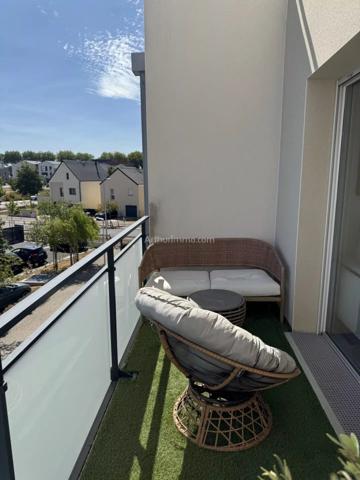 Vente                                                      Appartement
                        
                     3 pièces                      55 m2                     à Épron