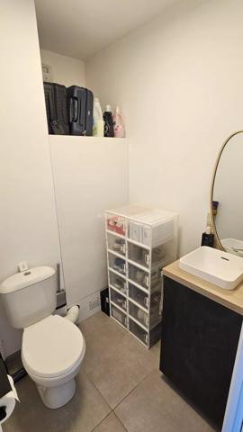 Vente                                                      Appartement
                        
                     3 pièces                      55 m2                     à Épron