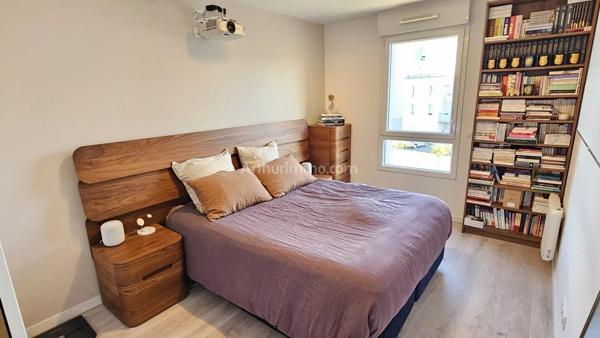 Vente                                                      Appartement
                        
                     3 pièces                      55 m2                     à Épron