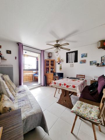 Saint-Pierre-la-mer (11560) Appartement T3 de 37 m2 avec parking 11560 Saint Pierre La Mer