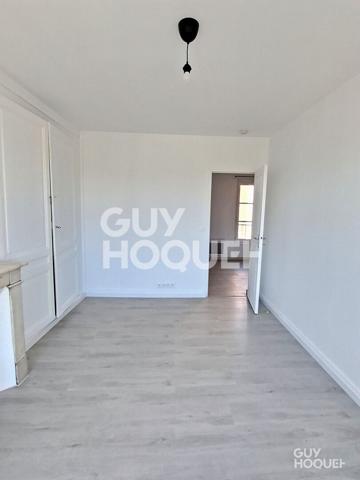 Bernay, dans un immeuble